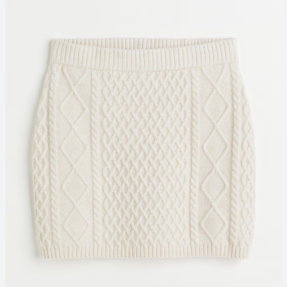 Mini Cream Cable Knit Skirt